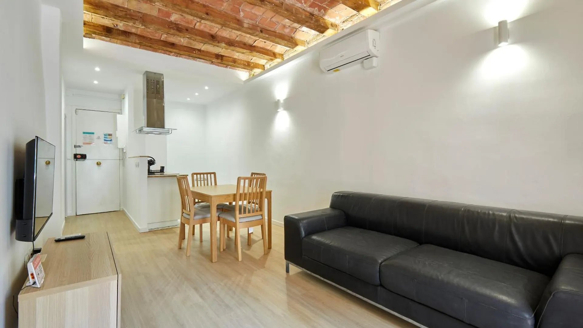 Stylish Typical Bcn Flat Lägenhet Barcelona Spanien